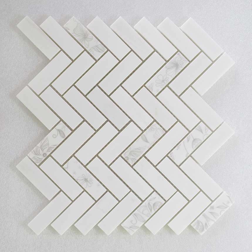 1" x 3" Herringbone White Flower Image