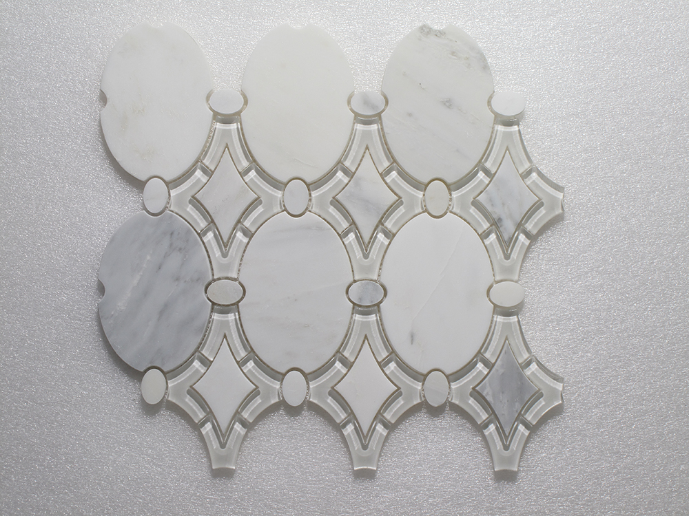 WJ 925 Antique Arabescato P. & White Glass Clear 11.50" x 12.75" Image
